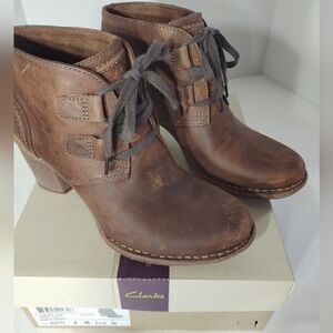 CLARKS Women's Leather Lace Up Booties